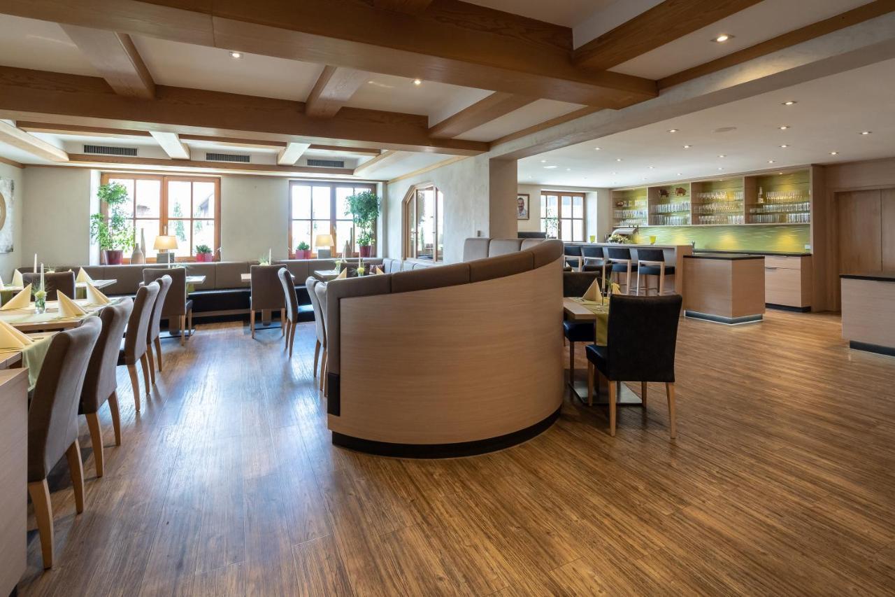 Gasthaus Hotel Zum Mohren Niederstotzingen Bagian luar foto