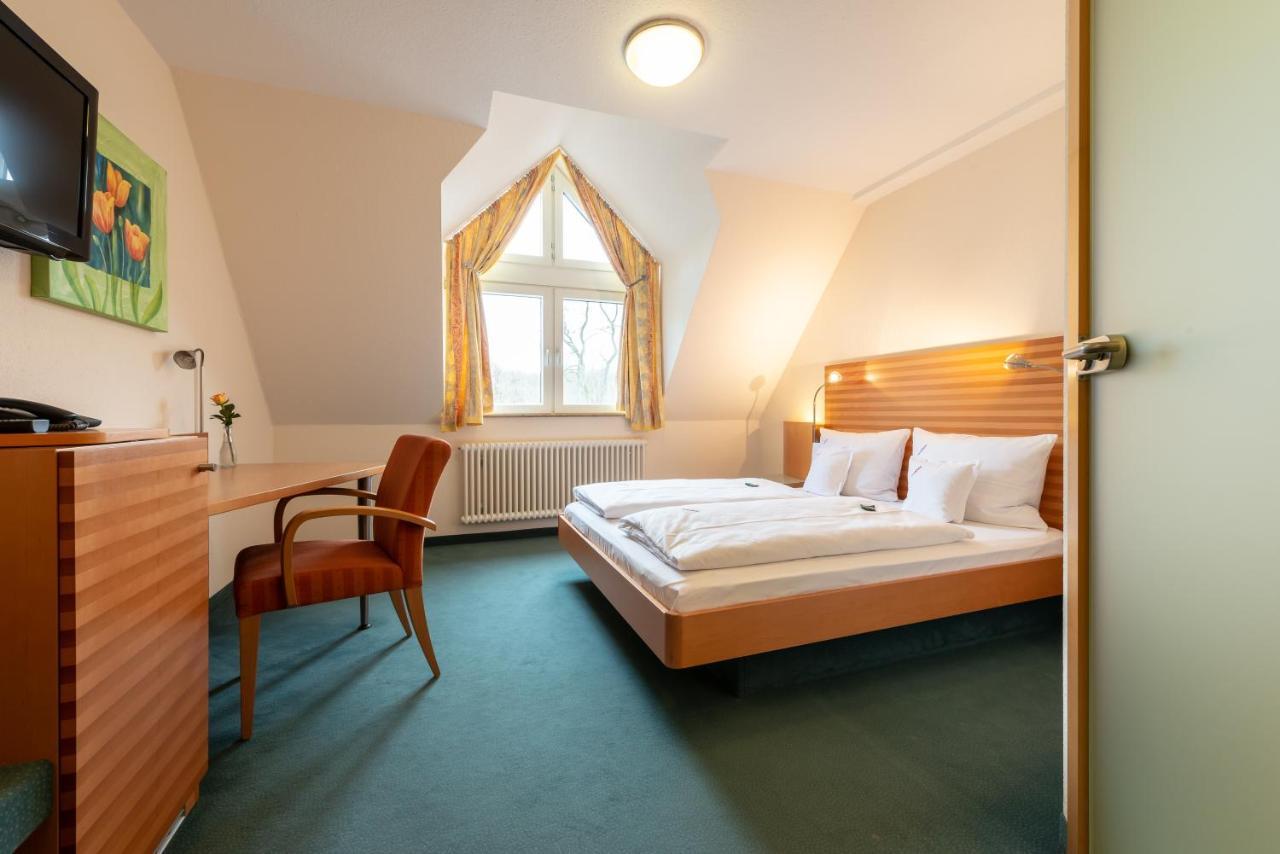 Gasthaus Hotel Zum Mohren Niederstotzingen Bagian luar foto