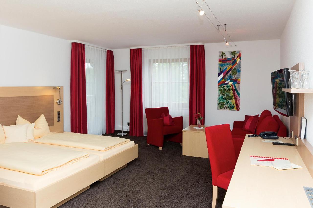 Gasthaus Hotel Zum Mohren Niederstotzingen Bagian luar foto